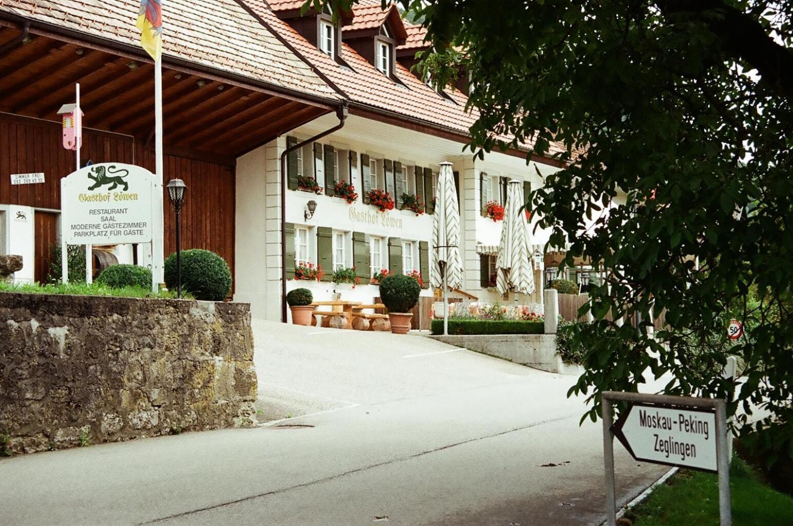 Gasthof Loewen Wisen Exterior foto